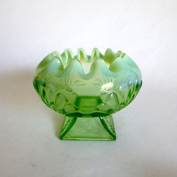 VINTAGE JEFFERSON GLASS OPALESCENT ROSE FLOWER PEDESTAL BOWL (PRE-OWNED) - Picture 5 of 9